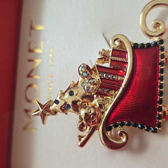MONET SPARKLING HOLIDAY PIN WITH GIFT BOX - Picture 6 of 10